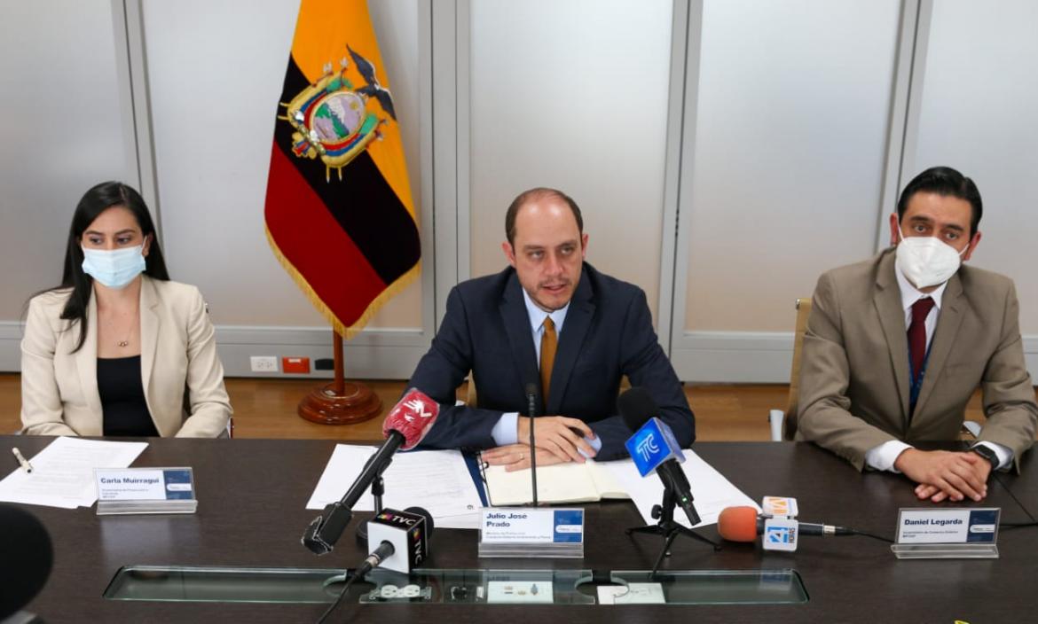 Ecuador presenta reforma arancelaria para impulsar competitividad