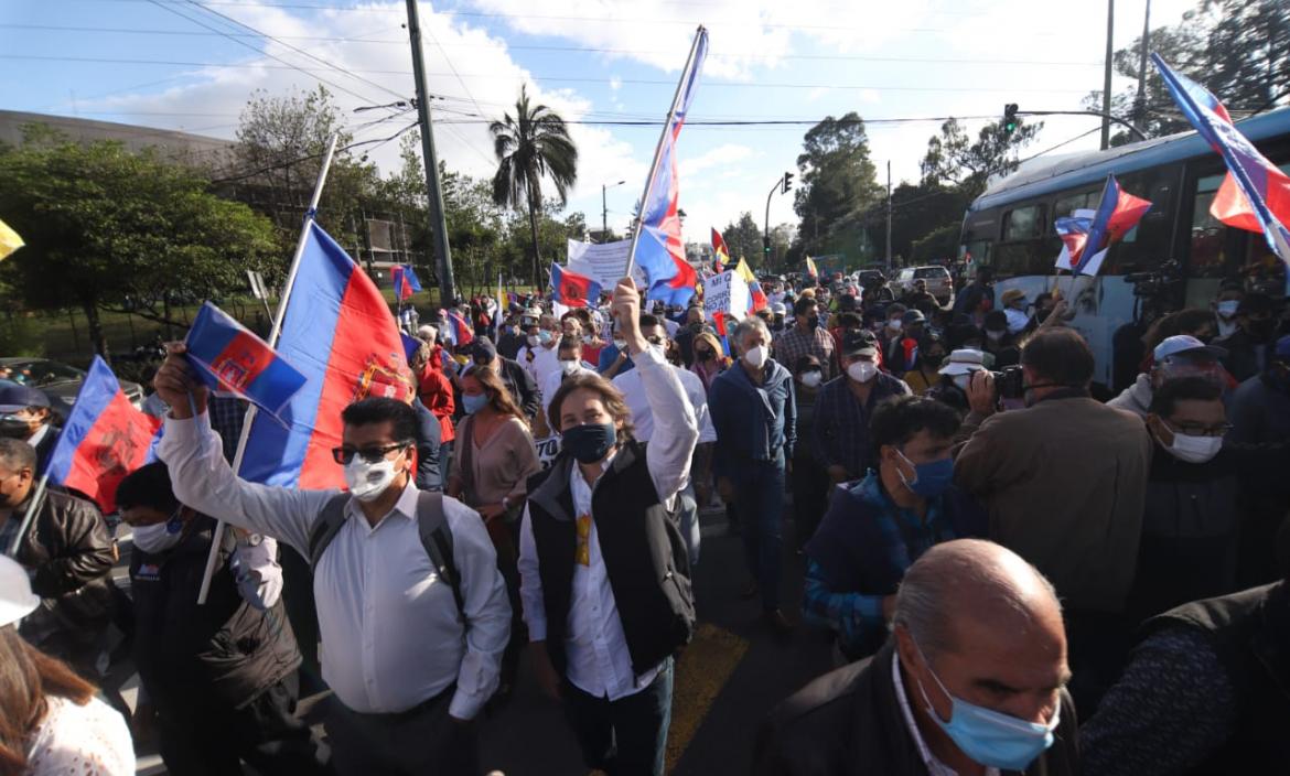 Manifestaciones de personas en contra de Jorge Yunda.