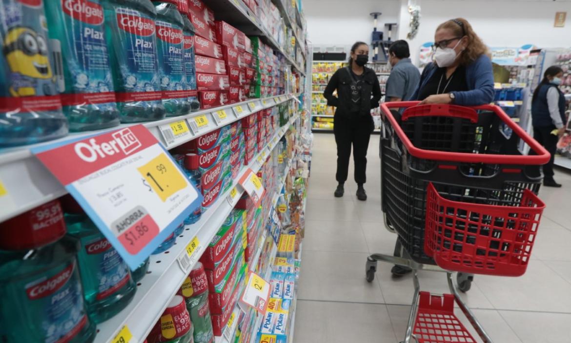 1. Conocen bien los días de ofertas en supermercados; están atentos a publicaciones en redes sociales para salir ‘soplados’ de sus casas