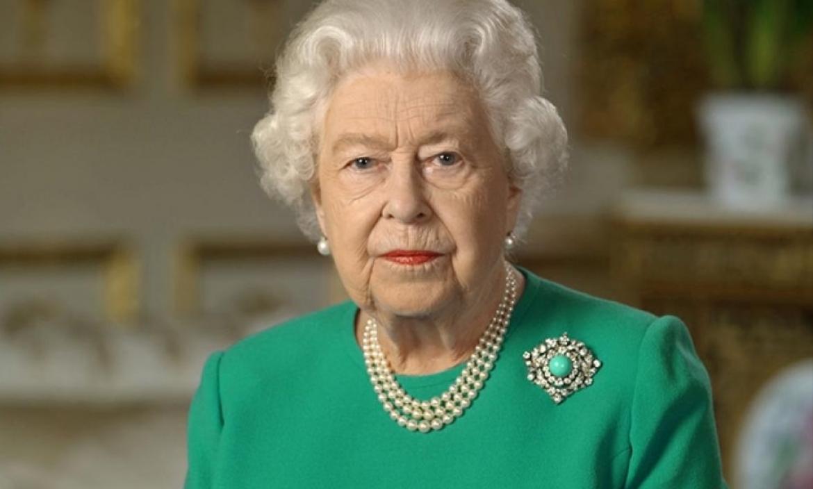 La reina Isabel II, positivo por covid-19