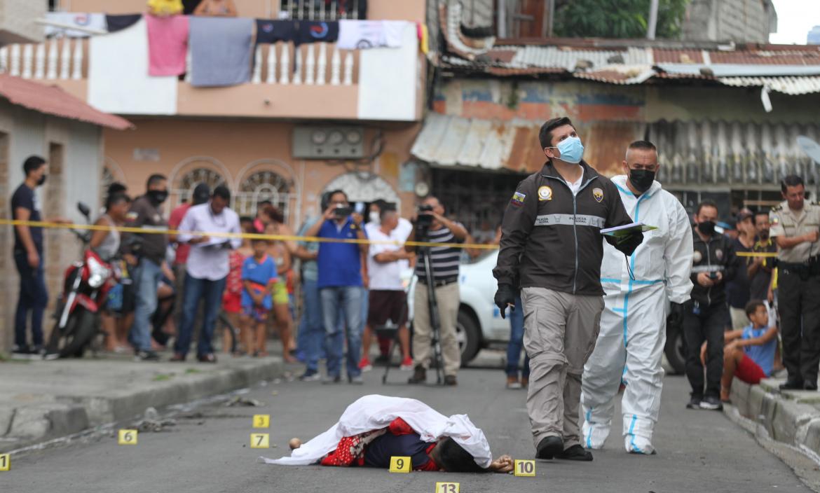 César Montenegro fue la víctima mortal del feriado. Su cuerpo quedó sobre la calzada.