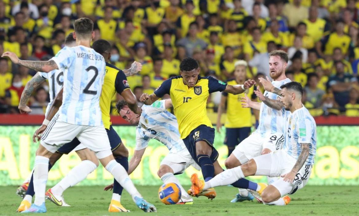 La Tri empató con Argentina.