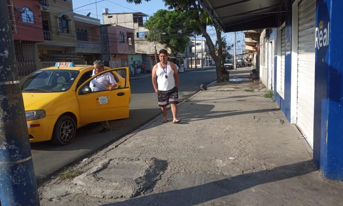 Dos muertos y tres heridos en el suburbio