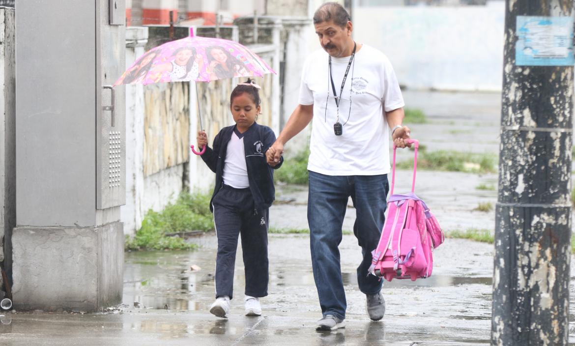 Día del Padre: La paternidad en cifras en Ecuador