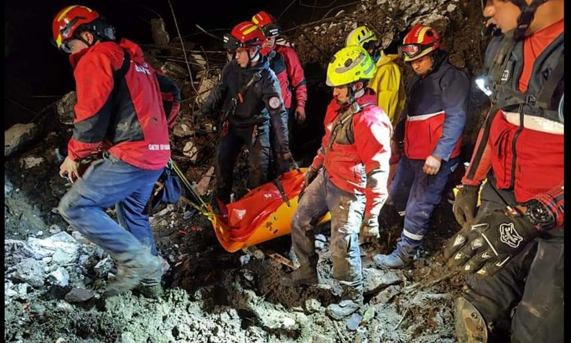 Tungurahua | Desgracia en Río Verde: Montaña arrastró a una pareja y a su nieto