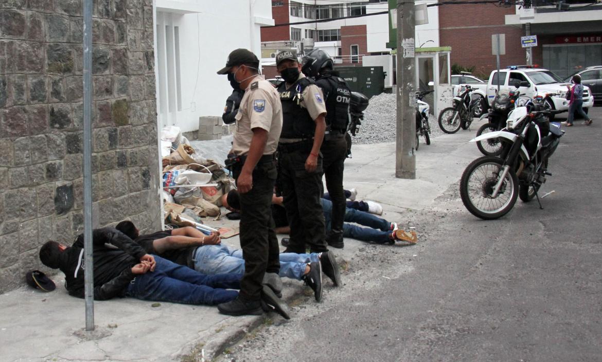 Banda - Detenidos - Quito