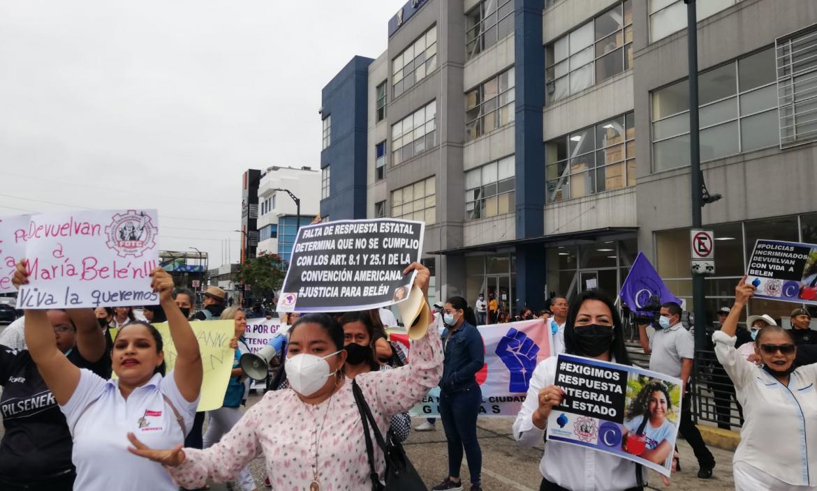 En Guayaquil también piden justicia por María Belén Bernal