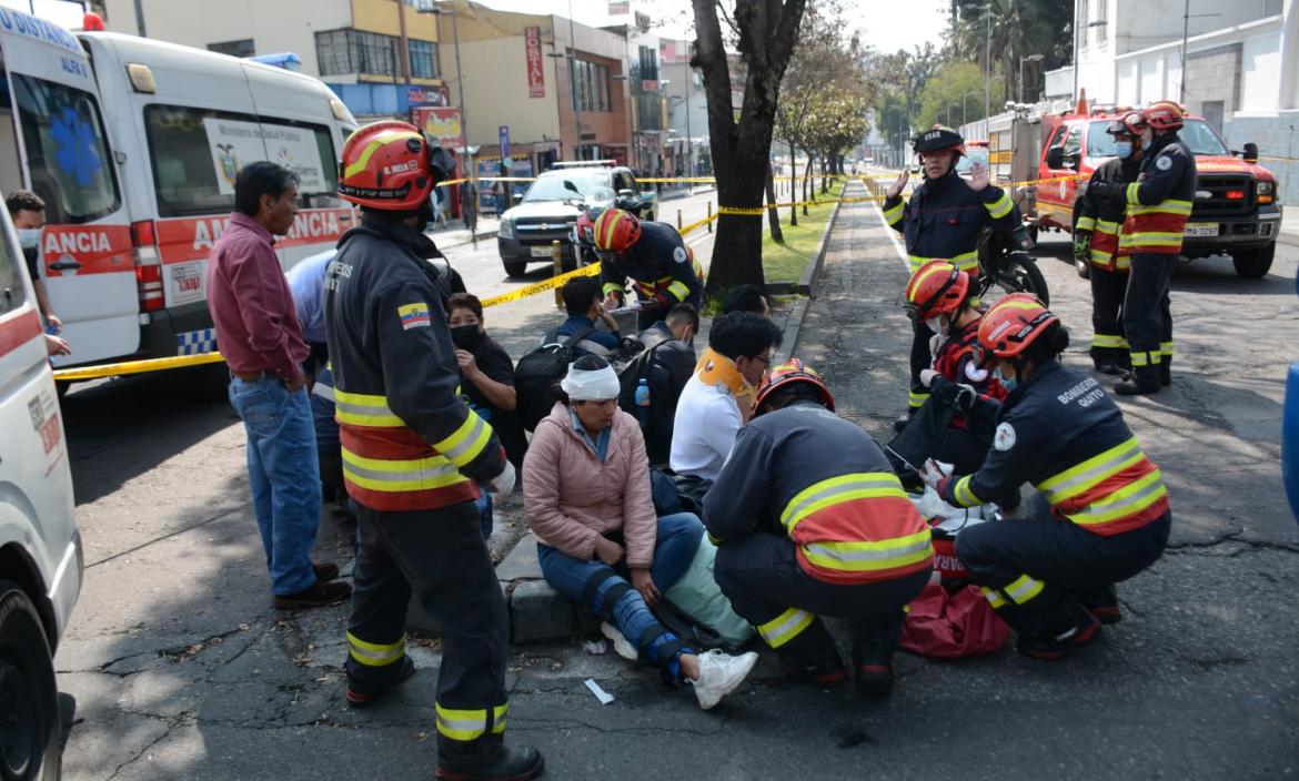 Choque de buses dejó 11 heridos en el norte de Quito