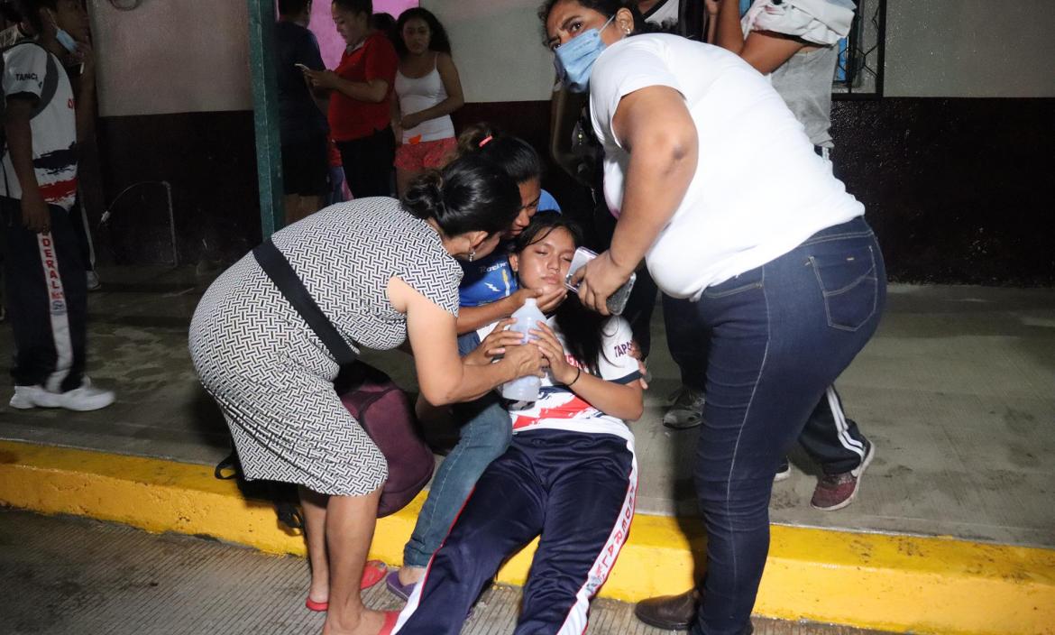 Cientos de estudiantes se intoxican con agua contaminada en el sur de México