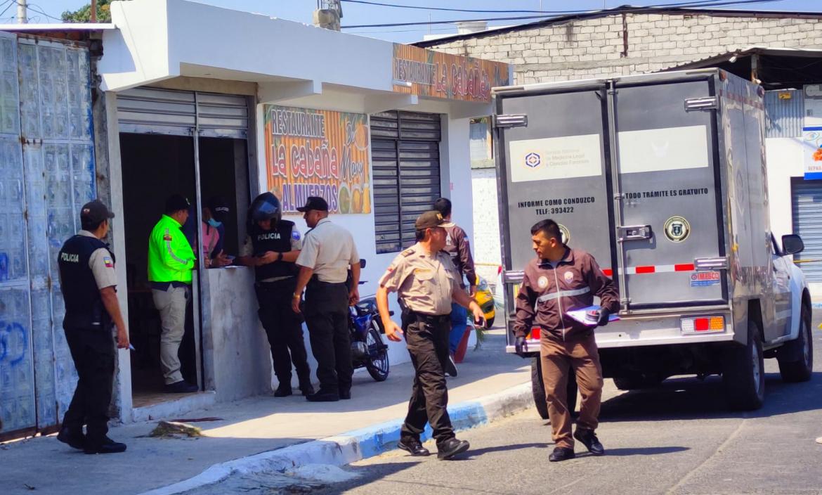 Manabí: Cinco personas fueron baleadas en un restaurante