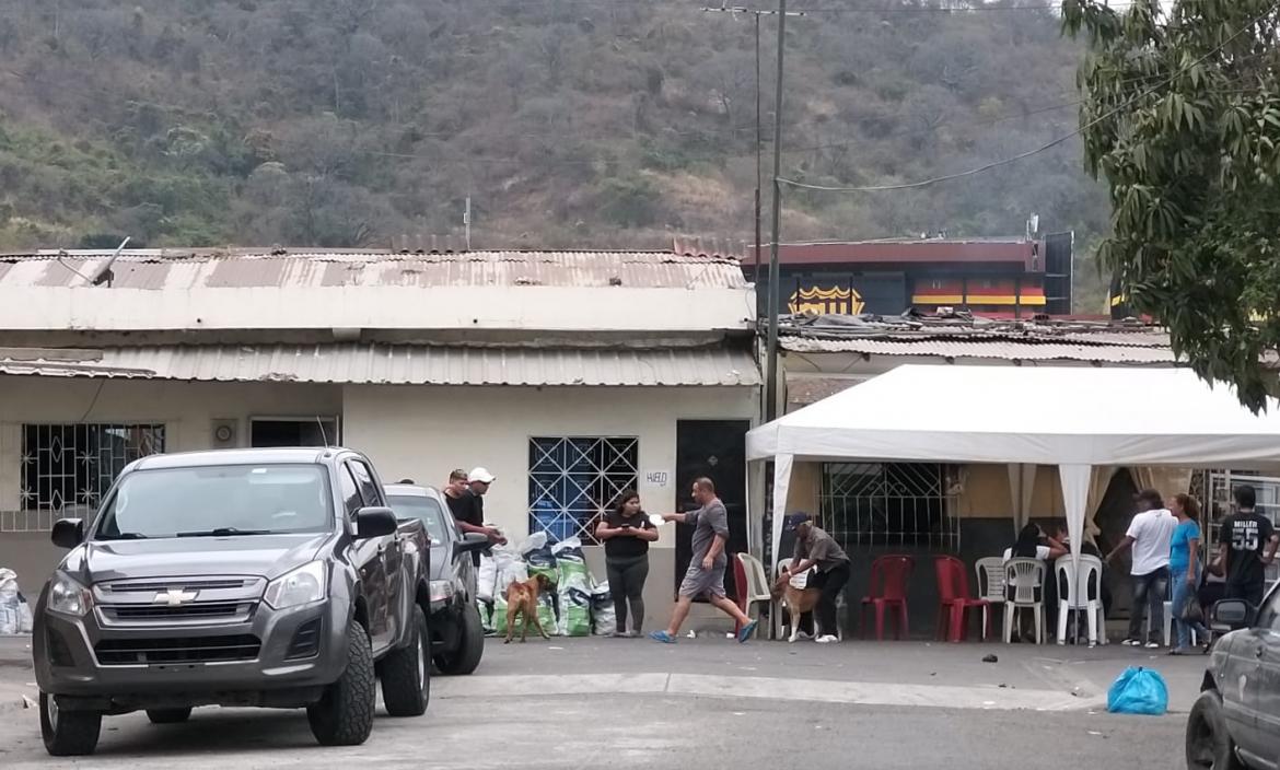Sicarios mataron a un hombre en el suburbio de Guayaquil.