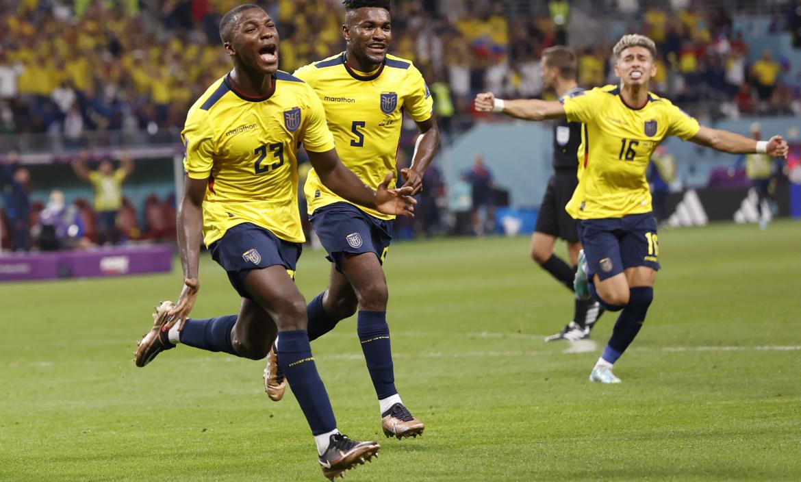 Ecuador-Mundial-futbolistas-jóvenes