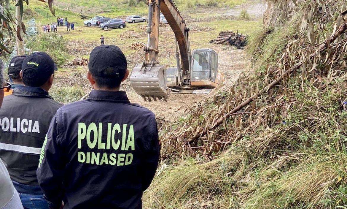 policía