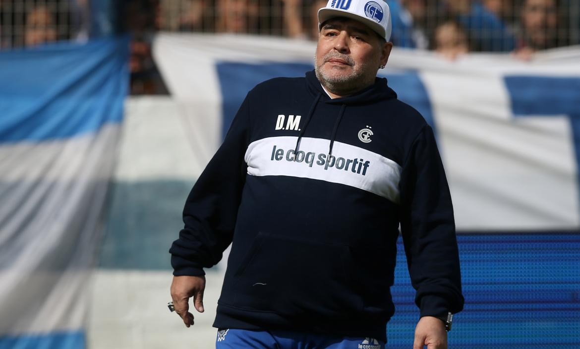 Maradona during traini (6329372)