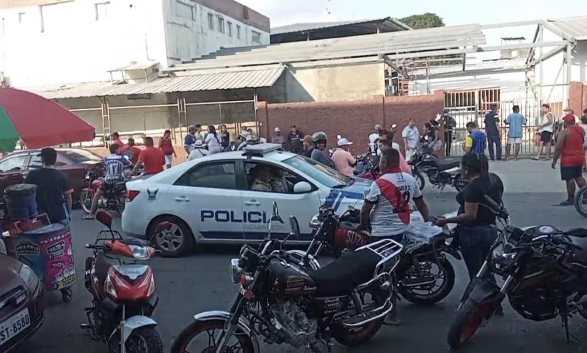 Hombre fue baleado en su sepelio.