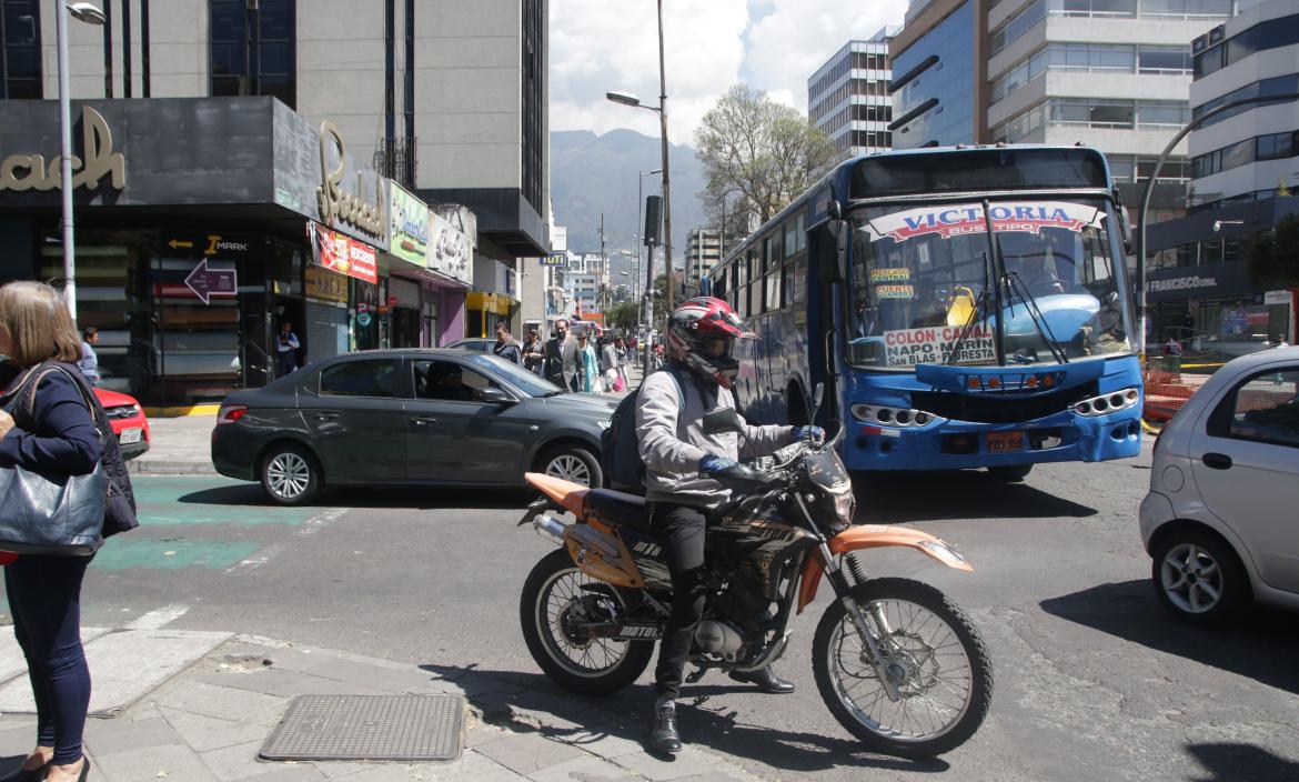 Conoce el número de placa con restricción en Quito.