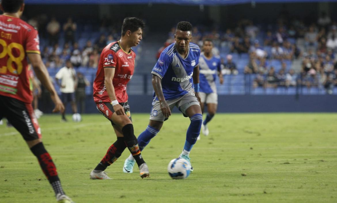 Emelec venció a Deportivo Cuenca en la agonía, en el Capwell.