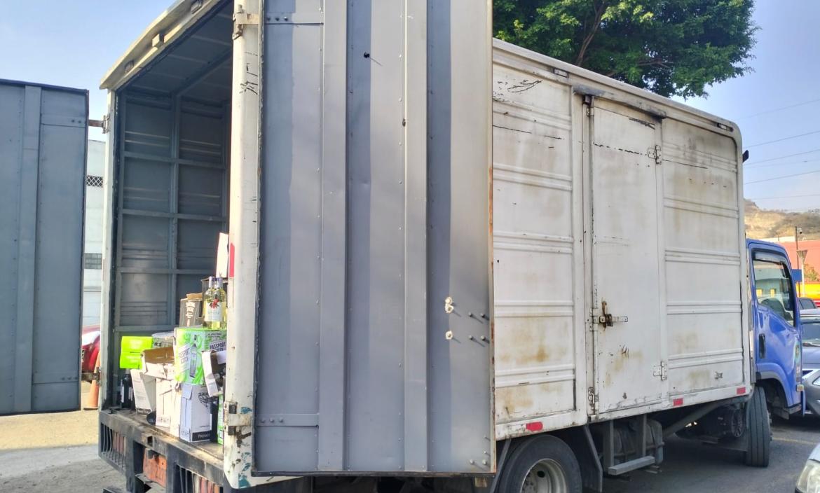 Secuestran a conductor de camión en Guayas