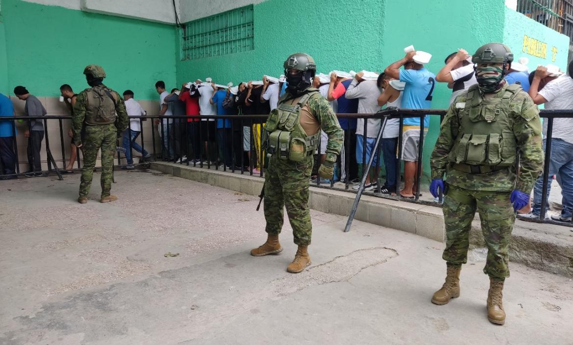 Los militares han ingresado varias veces a la cárcel de Loja.