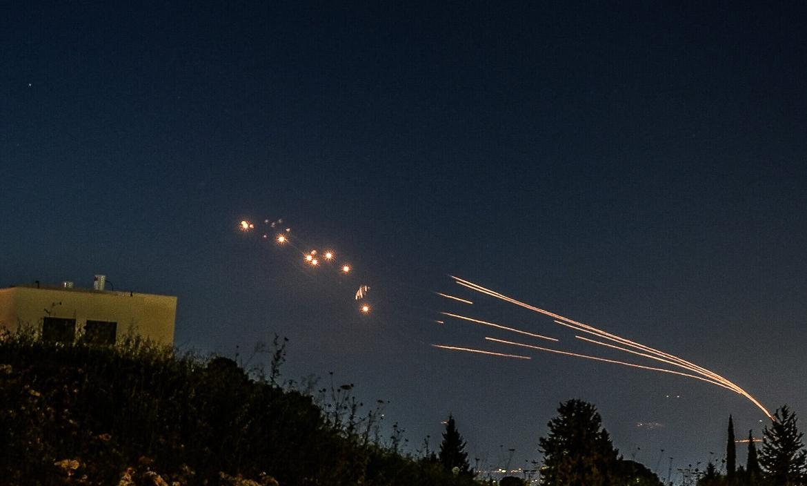 Desde Irán lanzan bombas a Israel.