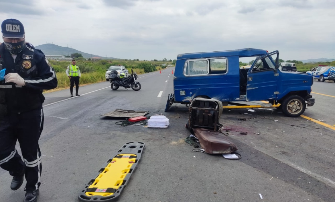 El accidente se registró en la vía Guayaquil-Posorja.
