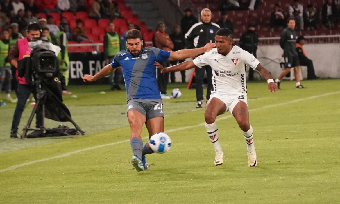 Liga de Quito empataron 2-2 en el estadio Rodrigo Paz.