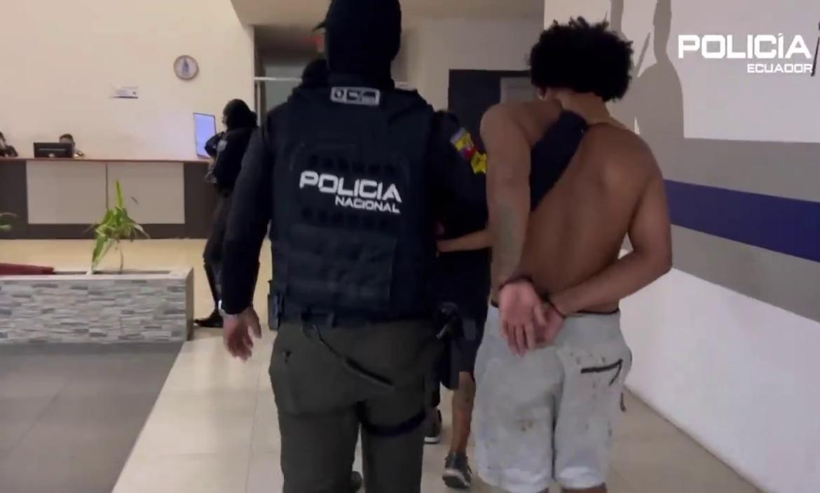 Detenidos por robo - vía Perimetral - Guayaquil