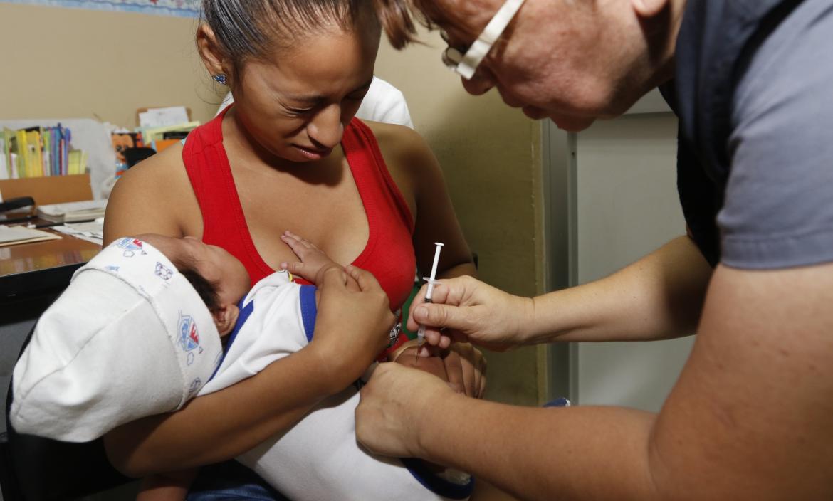 El Ministerio de Salud informó que los bebés deben tener 9 vacunas dentro del primer año de vida.