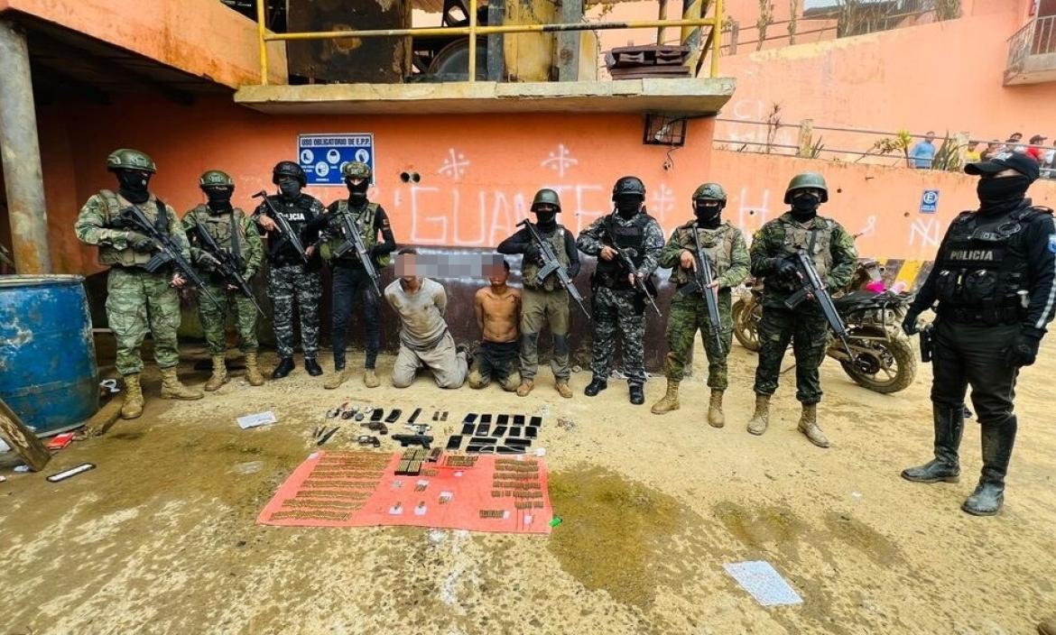 Fuerzas Armadas - Operativo - Detenidos