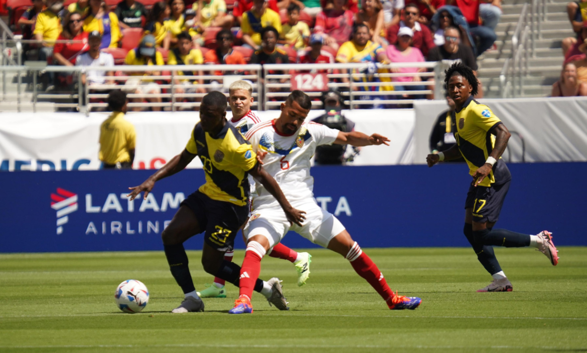 La Tri no pudo ante Venezuela en el primer partido en Copa América.