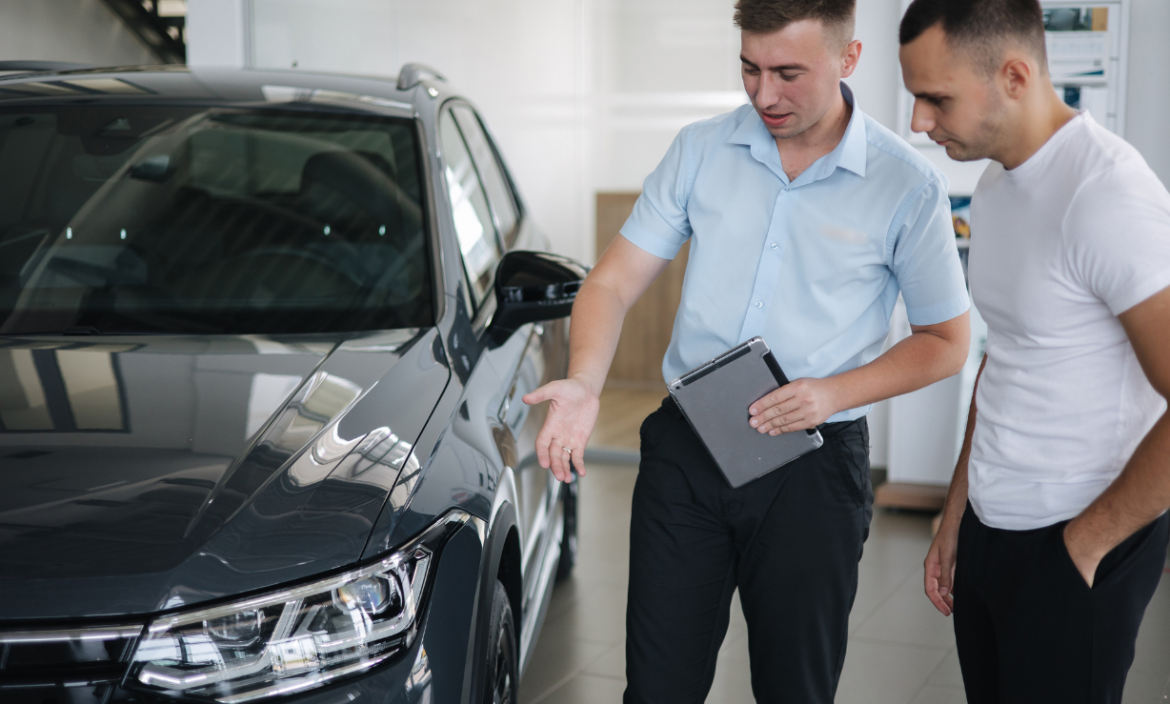 Existen consejos para tomar en cuenta al momento de comprar el primer auto.