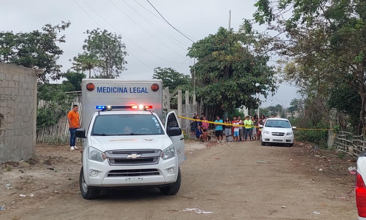 ASESINATO, CANCHA DE FUTBOL LIBERTAD