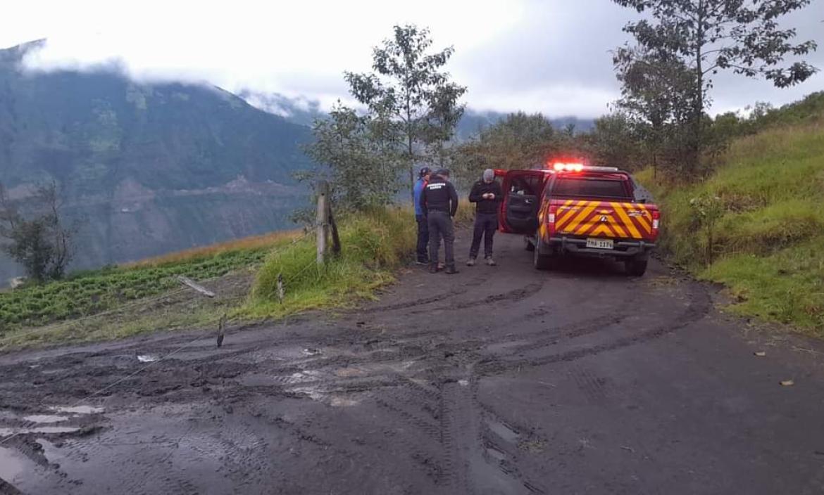 Comuneros -ubicados en la falda del volcán- ayudaron en la búsqueda.