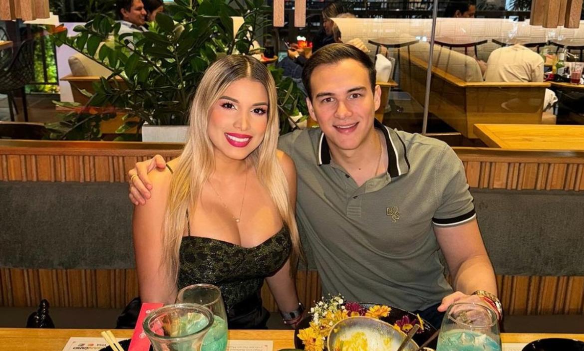 Mafer Pérez con su esposo Robert Vélez