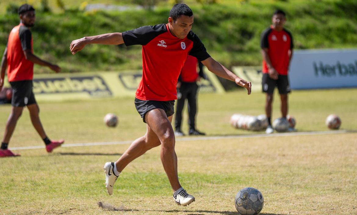 Jefferson Montero listo para enfrentar a Emelec.