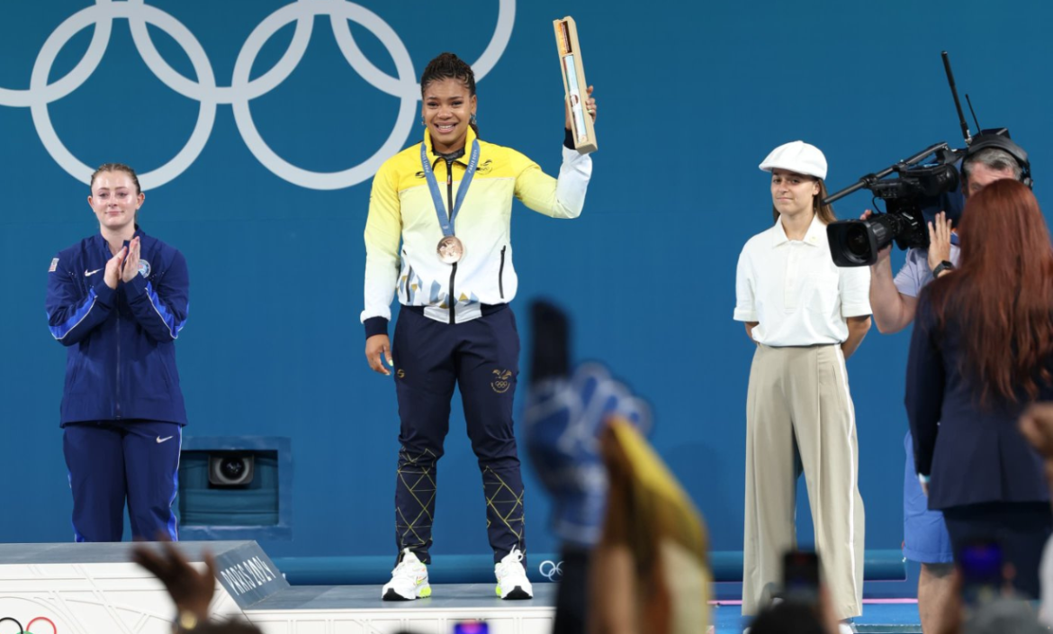 Angie Palacios, condecorada en París 2024.