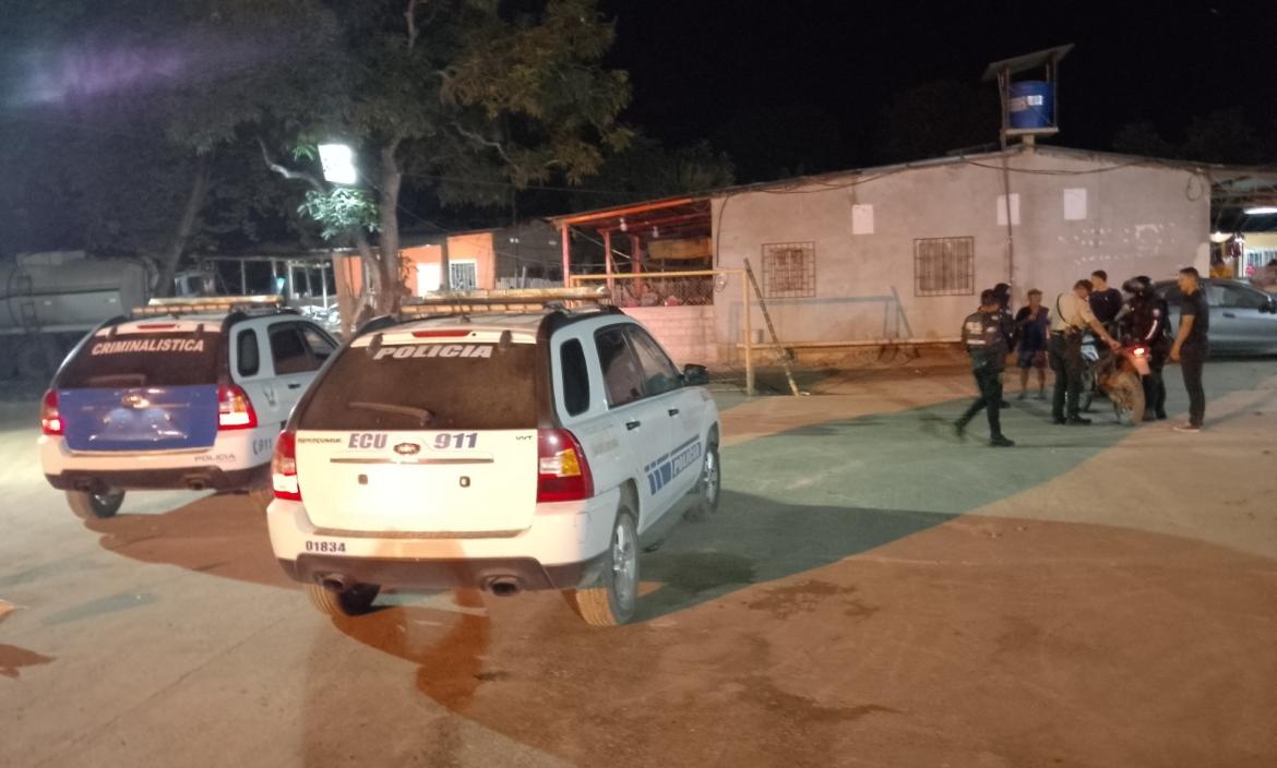 policía en el lugar de los hechos