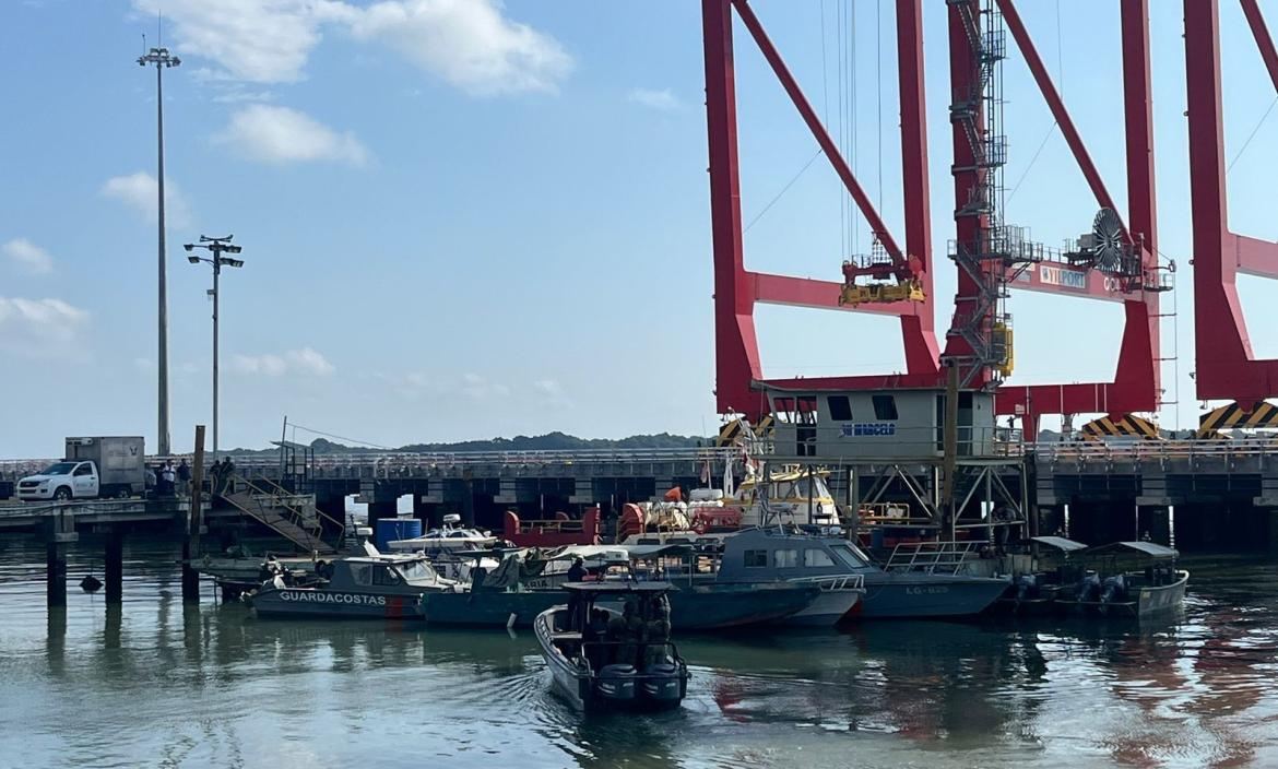 Desde Puerto Bolívar se llevan a cabo todas las labores de búsqueda de las víctimas de El Oro.