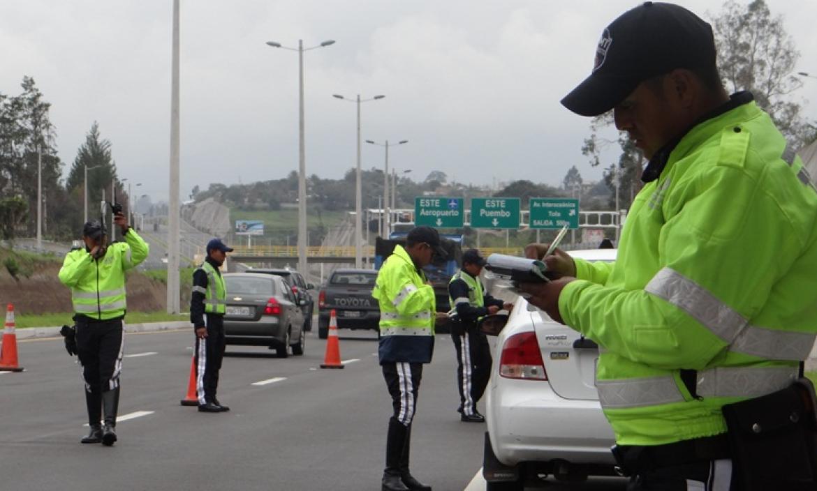 Conoce cómo rige el pico y placa en Quito.