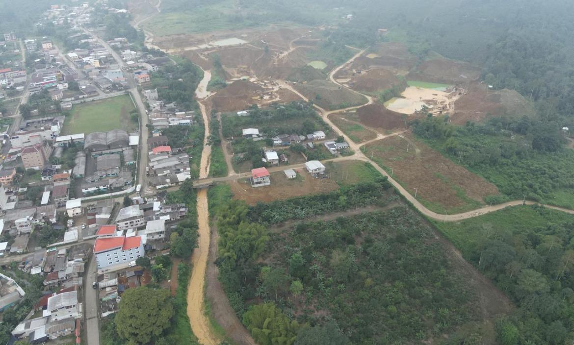 Toma aérea de Ponce Enríquez