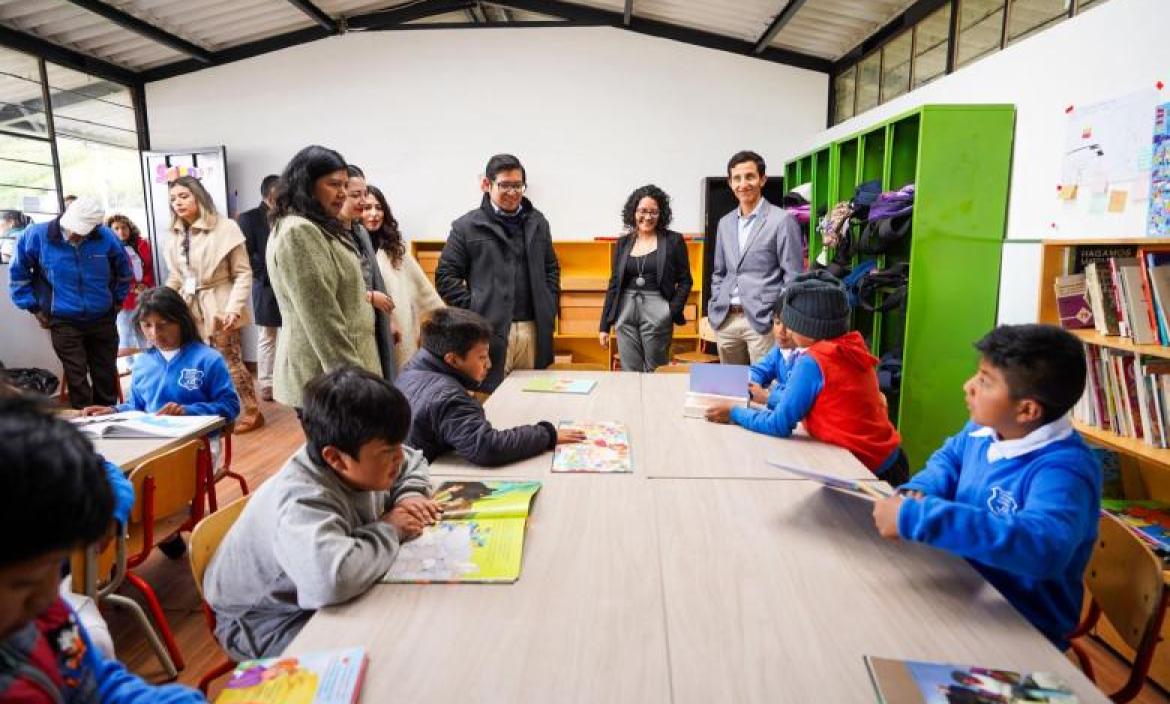 Alrededor de 1,7 millones de estudiantes regresan a las aulas a partir del 2 de septiembre de 2024.