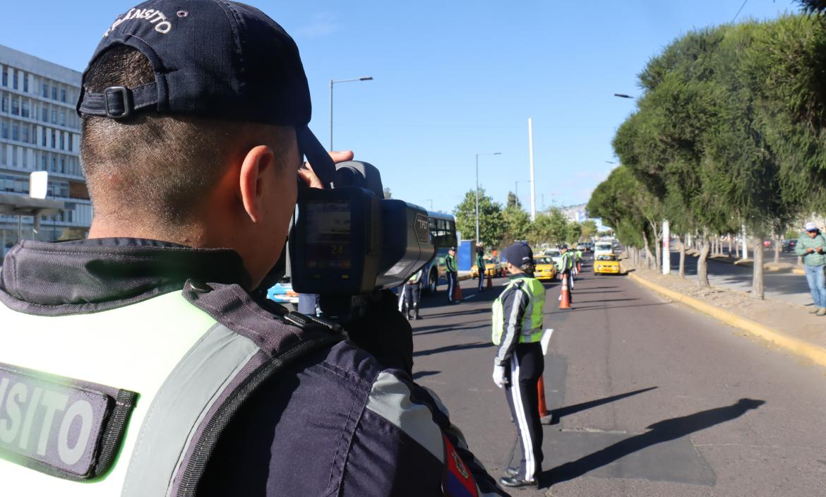 Controles de velocidad en Quito