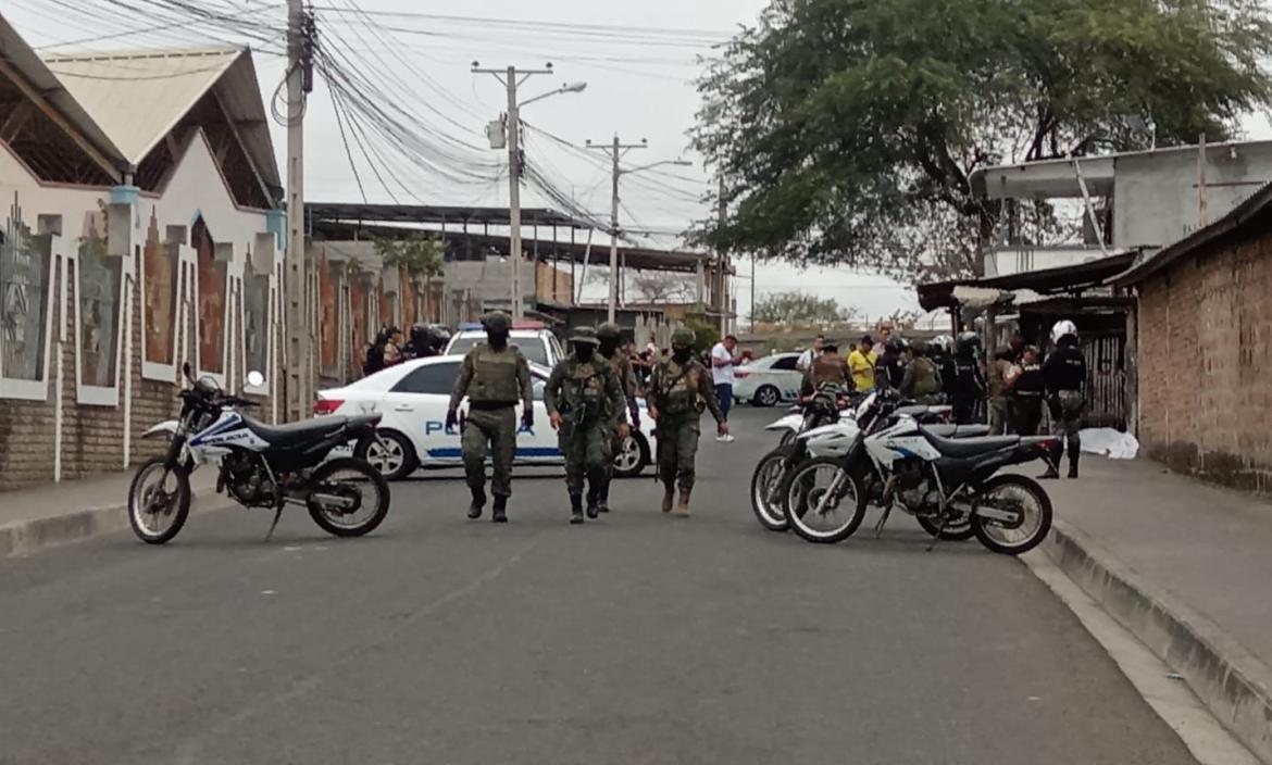 Autoridades llegaron al lugar para conocer la emergencia.