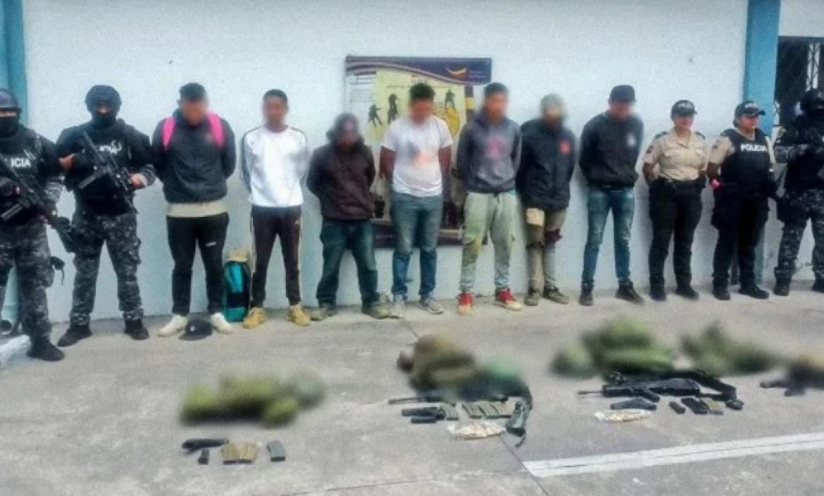 Militares detenidos por minería ilegal