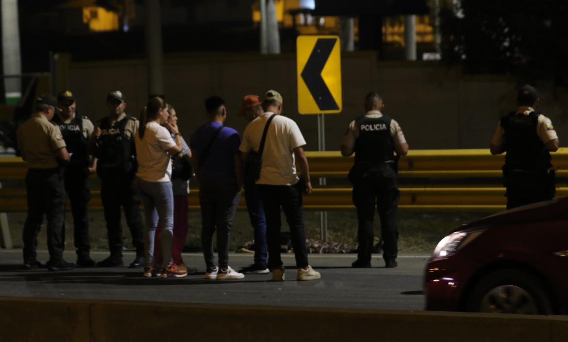 Una guía penitenciaria fue asesinada en la vía a Daule.