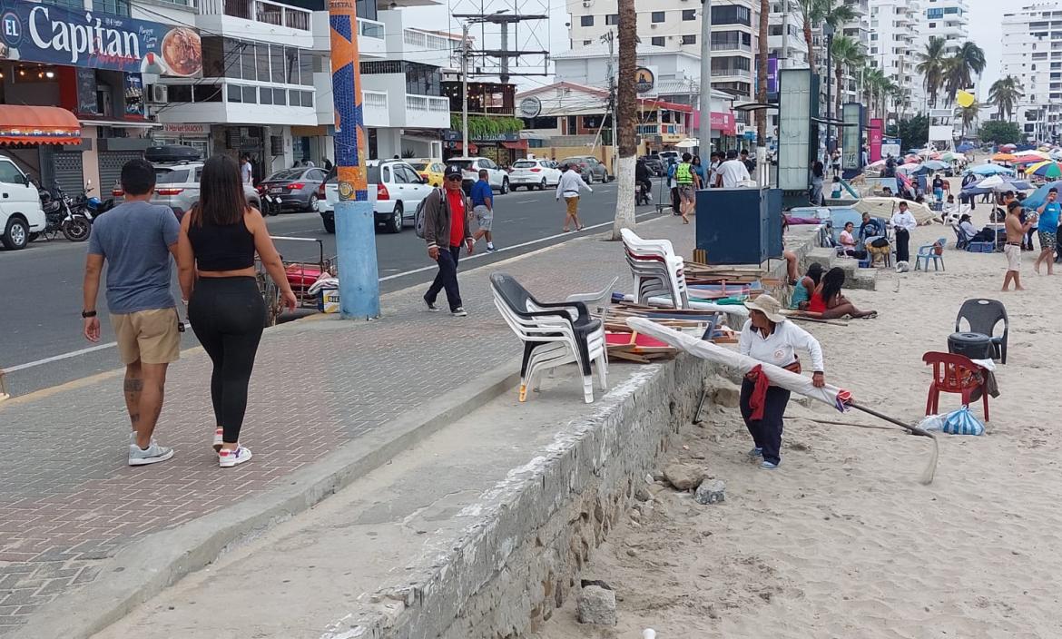 El ataque a balas ocurrió en plena playa de Salinas.