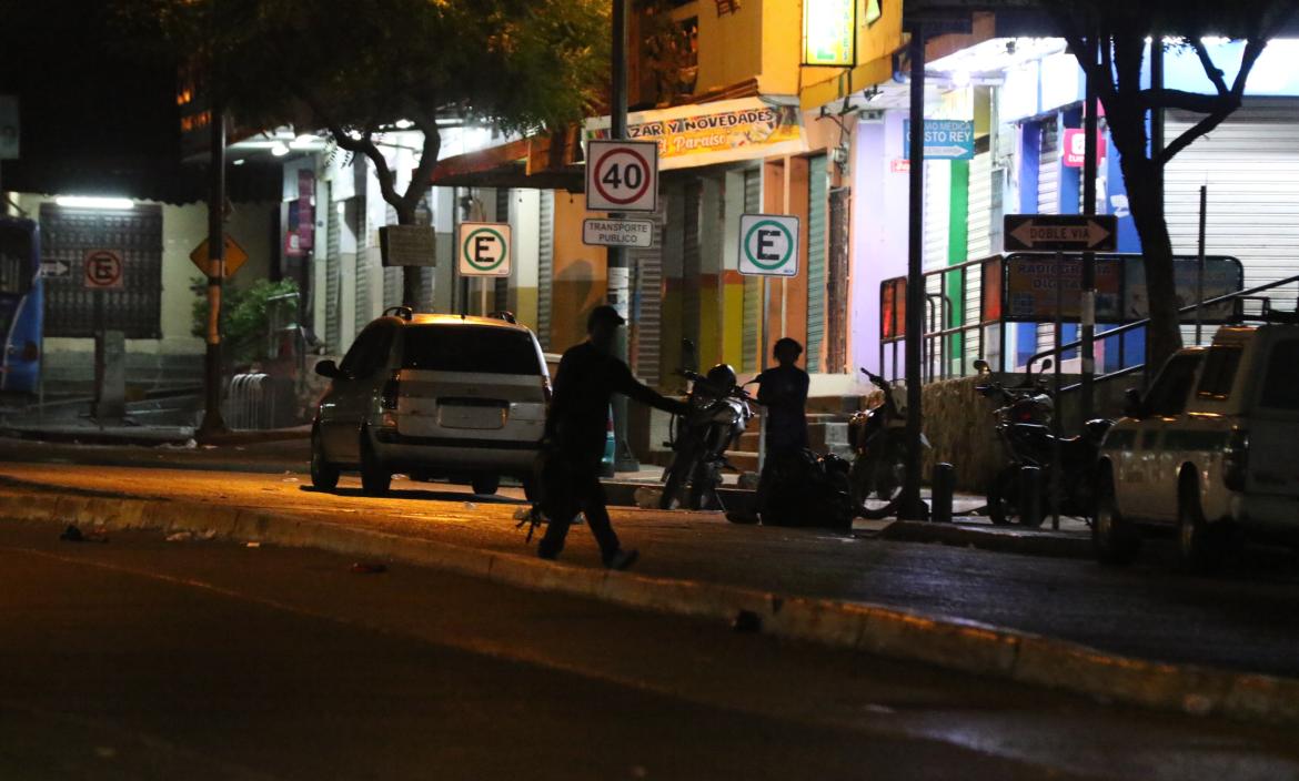 Los barrios de Guayaquil lucían vacíos por el corte de luz programado.