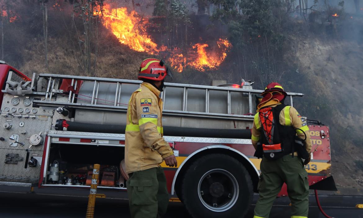 Incendio forestal Quito