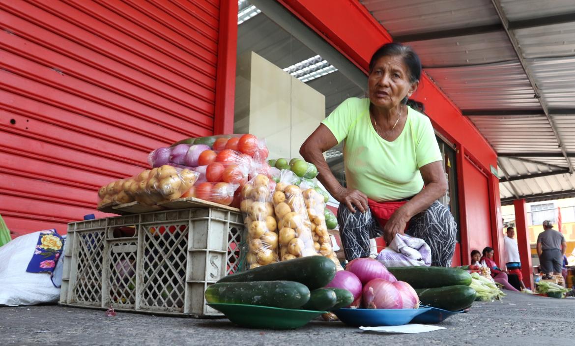 Precio de los productos encarece en los mercados de Guayaquil por sequía y falta de luz.jpg