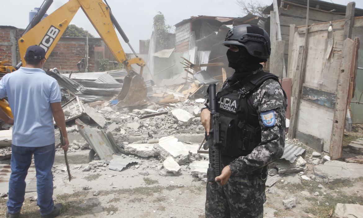 Durante los operativos, varias viviendas fueron demolidas.